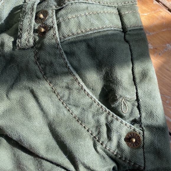 Guess shorts - Picture 4 of 5